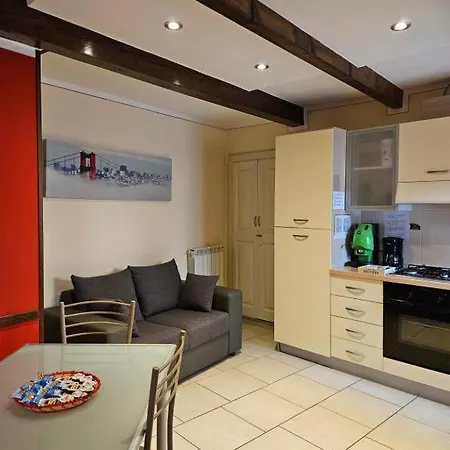 Rosmini House Apartmán Stresa